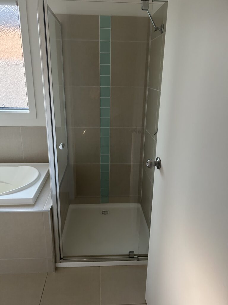 Power outlet and wall area wiped and detailed after bond cleaning – Wodonga VIC